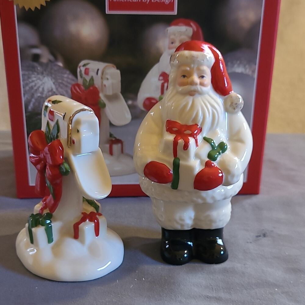 Lenox Count Down Til Christmas Salt & Pepper Shakers Set Santa Mailbox NIB Gold